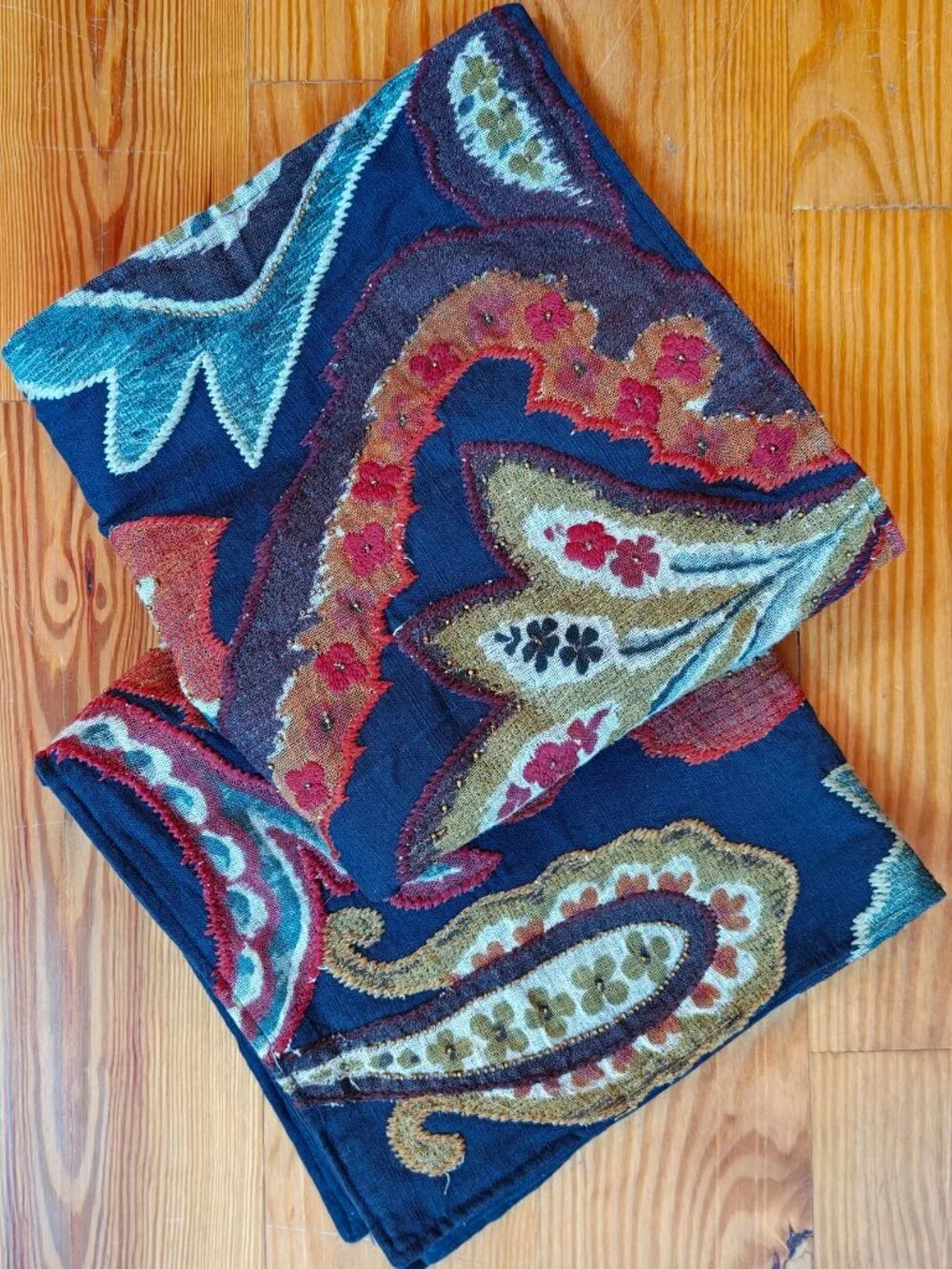 Pottery Barn Ikat Pillow Covers Set of 2 Cotton Linen 24x24 Navy Boho Paisley